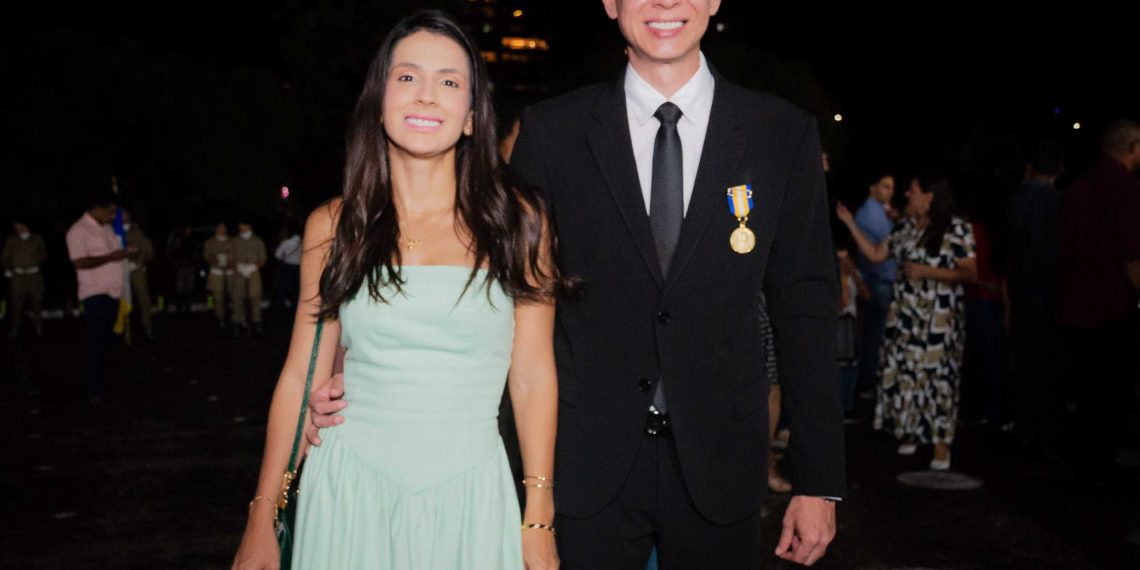 Prefeito Celso Morais recebe Medalha Tiradentes em solenidade da Polícia Militar em Palmas