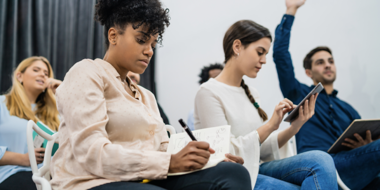 Sebrae Tocantins realiza palestra com foco em excelência em gestão com estratégias de alta performance