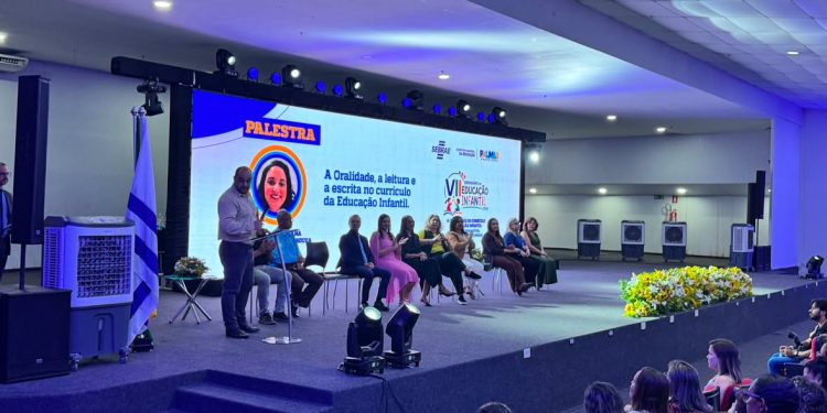 Mais de 800 profissionais participam de seminário que fortalece o debate sobre a educação infantil no Tocantins